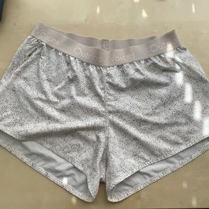 Outdoor Voices Relay 3” Short - Size M